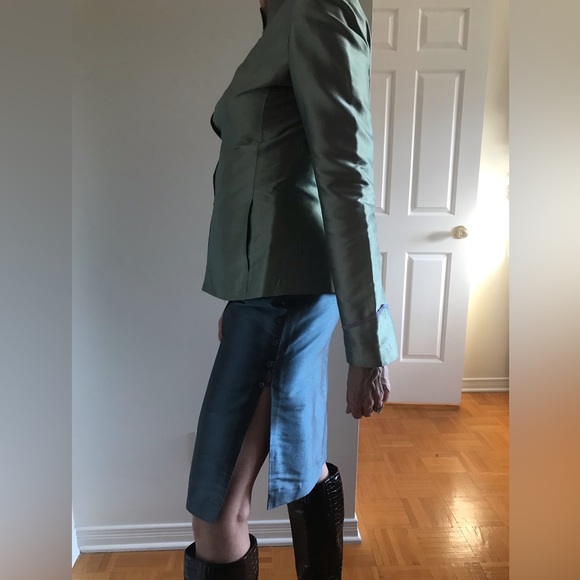 Elegant 2-piece silk set - Picture 2 of 16